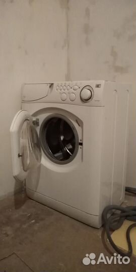 Стиральная машина б/у ariston