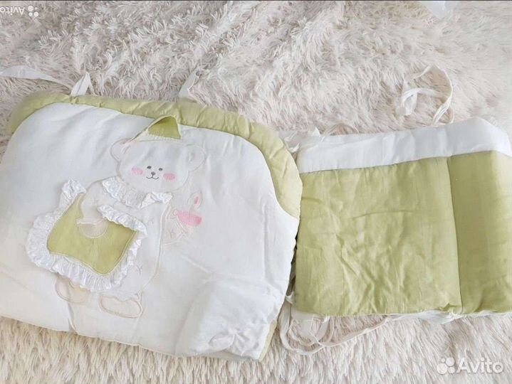 Комплект в детскую кроватку