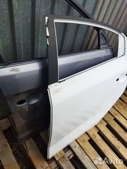 Дверь задняя левая Kia Rio 4 20г