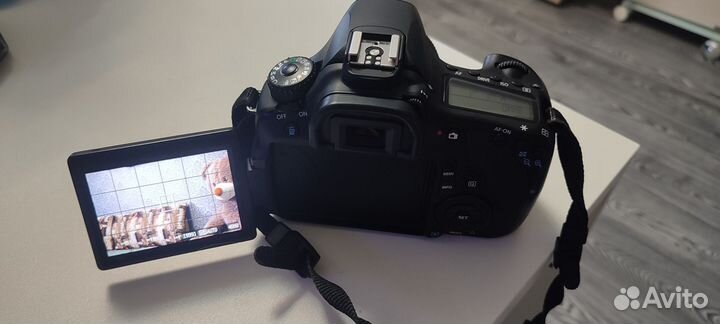 Canon EOS 60D цифровой зеркальный фотоаппарат