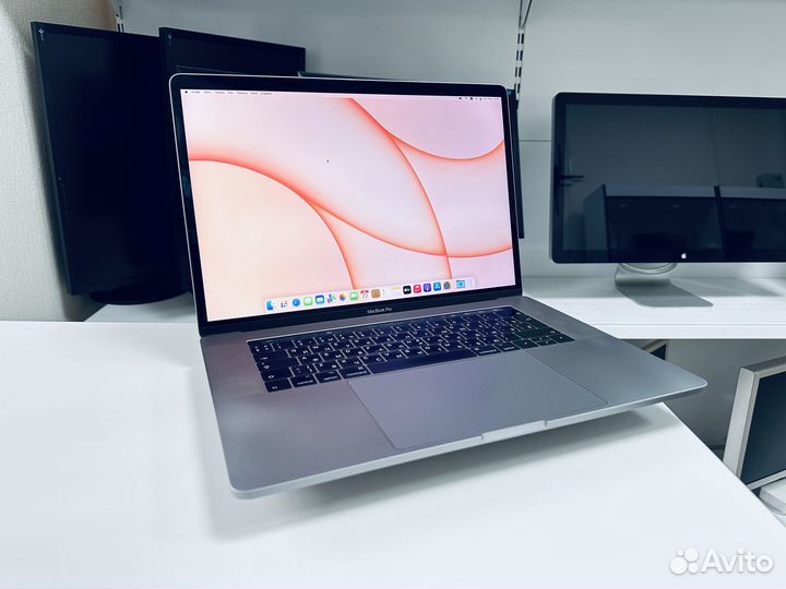 MacBook Pro 15 2017 i7 3.1 1 TB SSD (П-713)