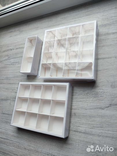 Коробки для конфет с разделителями
