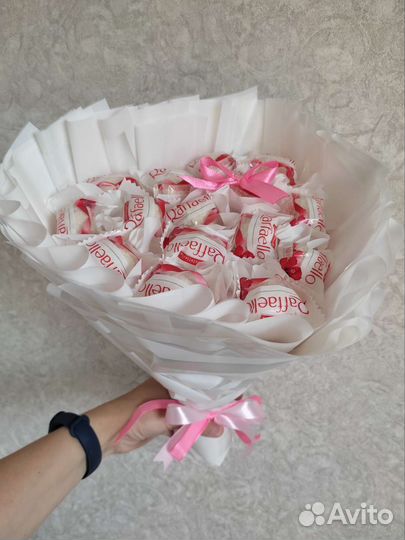 Сладкие букеты из конфет