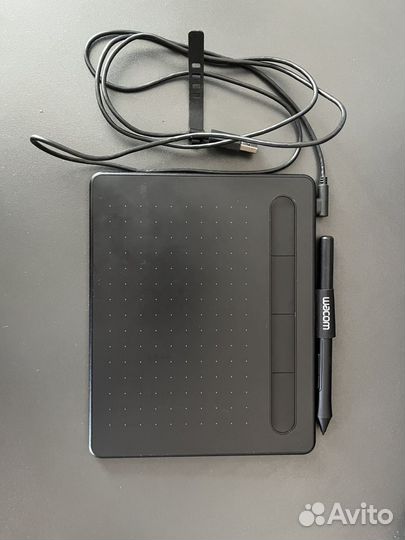 Графический планшет Wacom intuos basic pen s