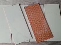 Остатки керамической глазурованной плитки