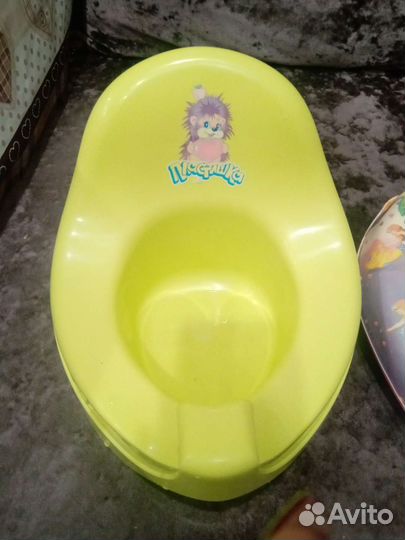 Горшок детский и накладка на унитаз
