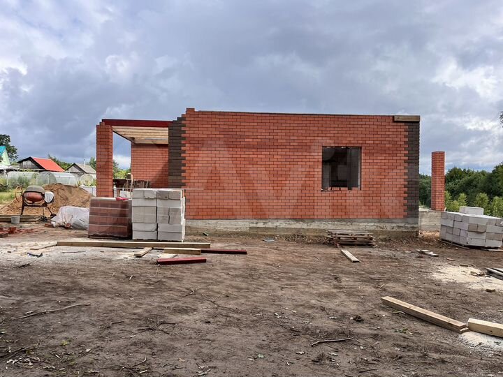 Дом 180 м² на участке 15 сот.