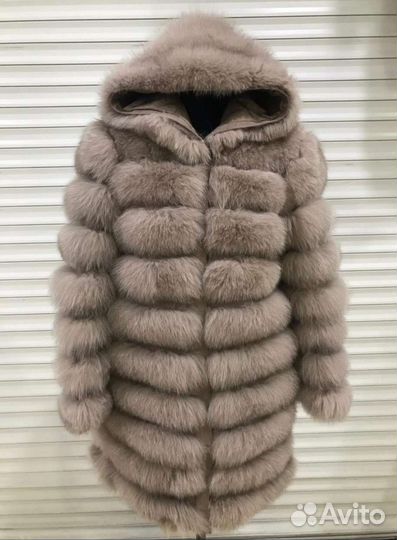 Шуба из песца с капюшоном