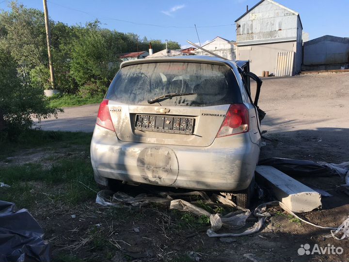 Chevrolet Aveo T200 кузов по частям
