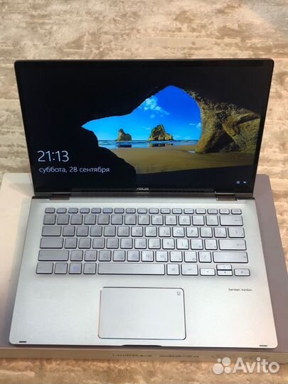 Ноутбук-трансформер Asus Zenbook Flip 14 um462da