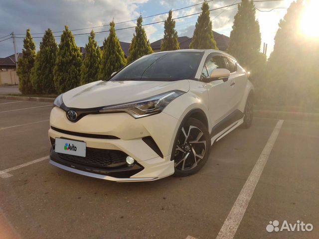 Toyota C-HR 1.8 AT, 2018, 96 000 км