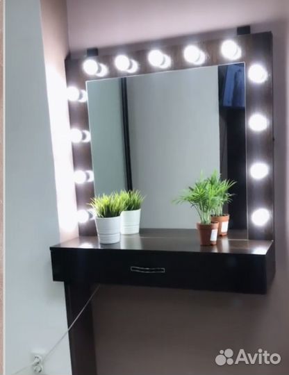 Гримерное зеркало