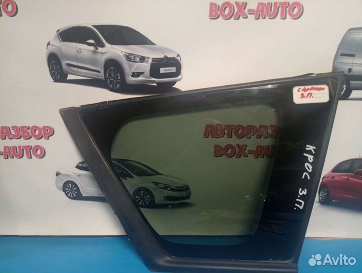 Форточка задняя правая Citroen C-Crosser