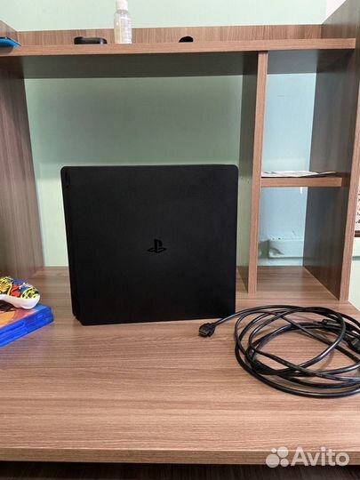 Игровая консоль Play Station 4 Slim 500 GB