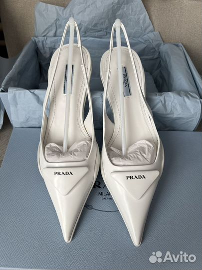 Босоножки Prada