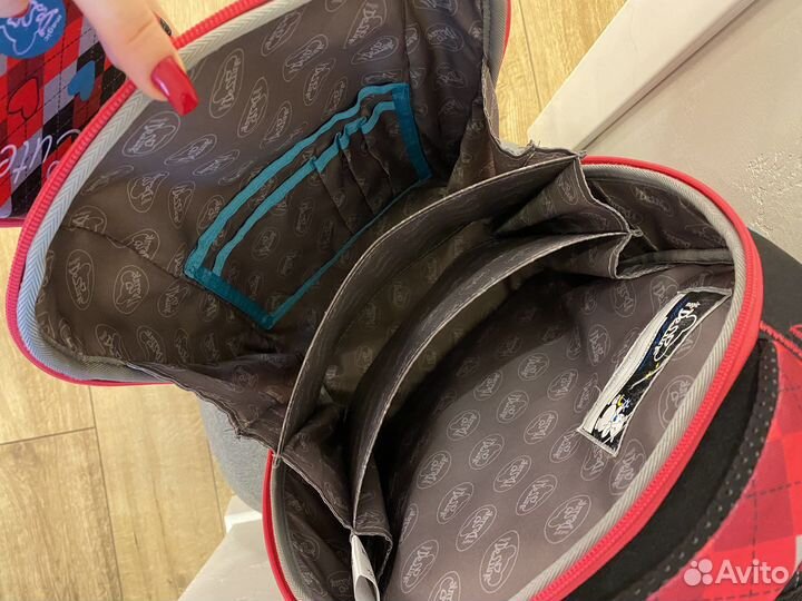 Рюкзак школьный с ортопедической спинкой