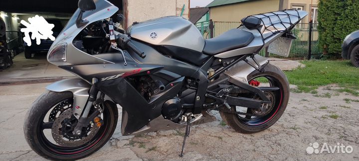 Yamaha -R1-2003г,в