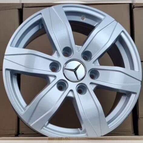 Литые диски Powcan 7×R16 6×130