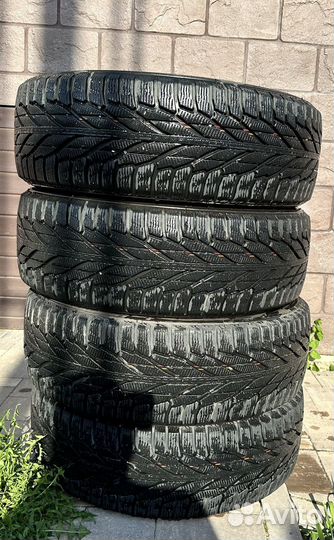 Nokian Tyres Hakkapeliitta R2 235/60 R18