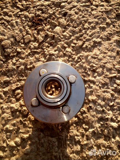 Ступичный узел на nissan AD