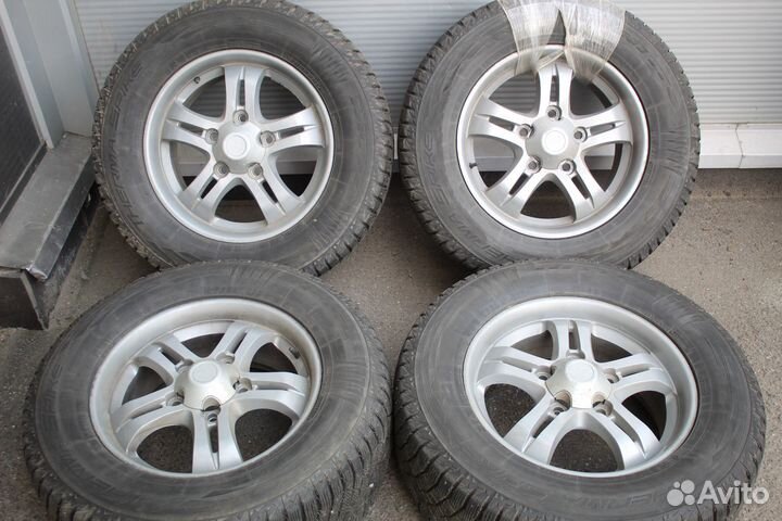 Диски TGRacing LZ377 от Toyota LC200 с резиной