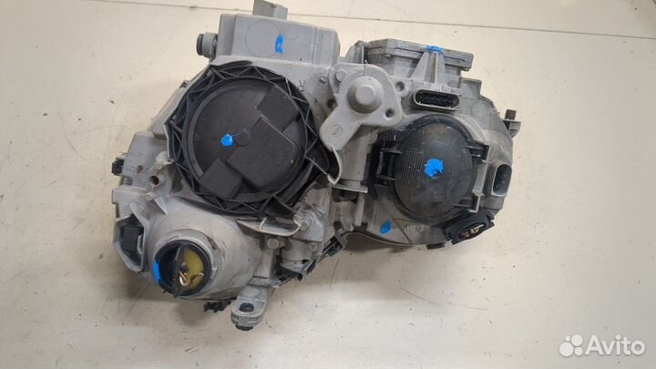 Фара (передняя) правая Mercedes C W203, 2001