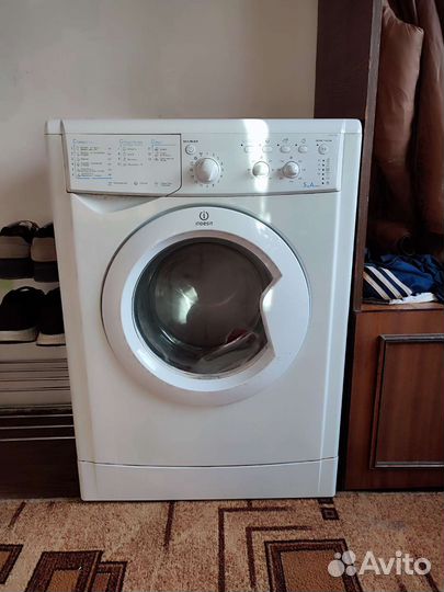 Стиральная машина indesit