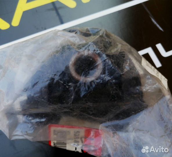 Подушка двигателя