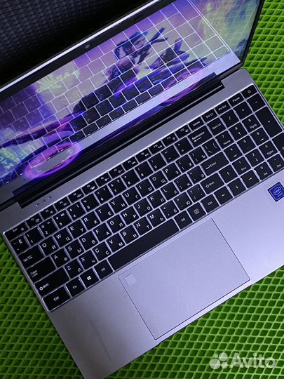 Ноутбук новый в коробке i7/16/512 (гарантия)