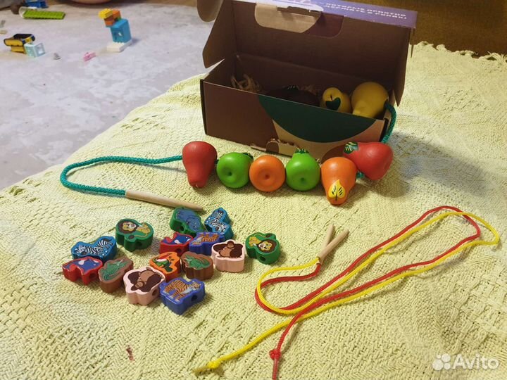 Шнуровки из дерева груши животные и сортер