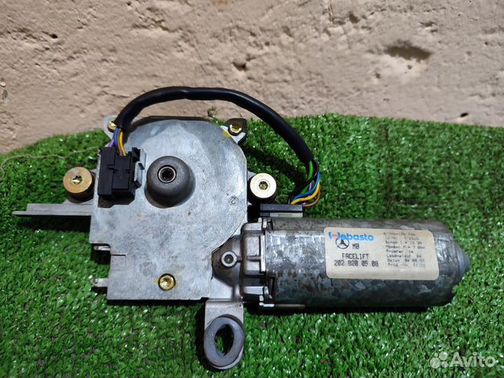 Мотор люка Mercedes-Benz w210 w202