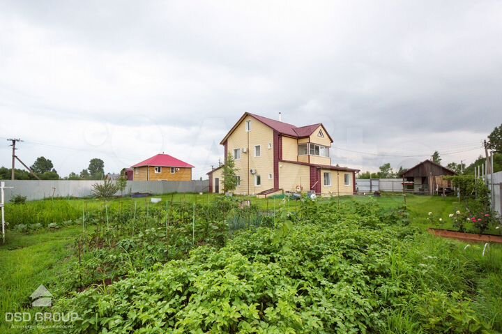 Дом 272 м² на участке 15 сот.