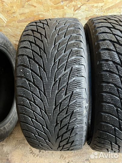 Nokian Tyres Hakkapeliitta R2 245/45 R18 100R