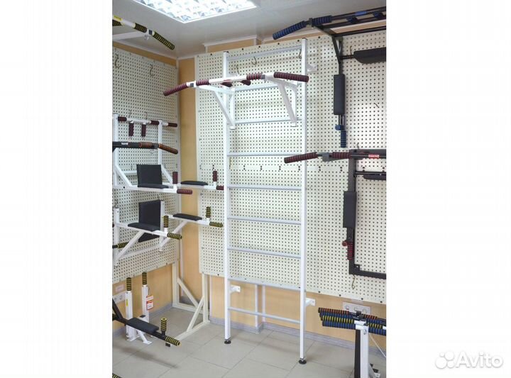 Шведская стенка с навесным турником