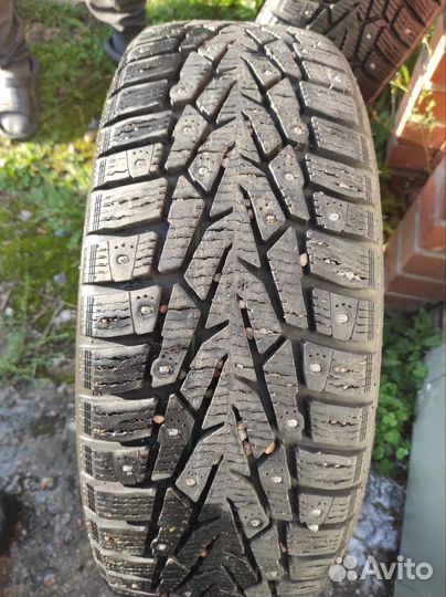 Nordman 7 215/65 R16 102