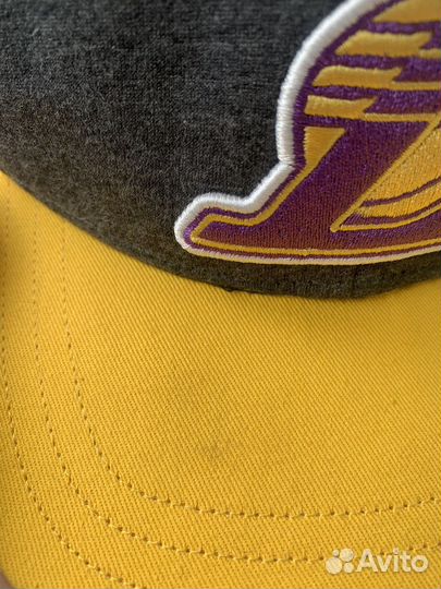 Бейсболка мужская Adidas originals NBA Lakers