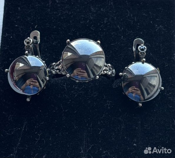Серебряные серьги и кольцо