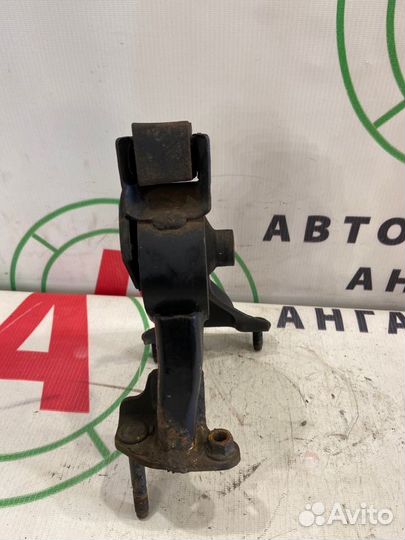 Опора (подушка) задняя Toyota Avensis T25 1zzfe