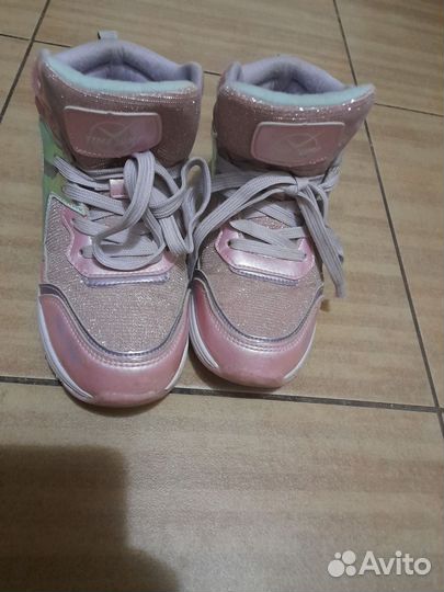 Ботинки для девочки