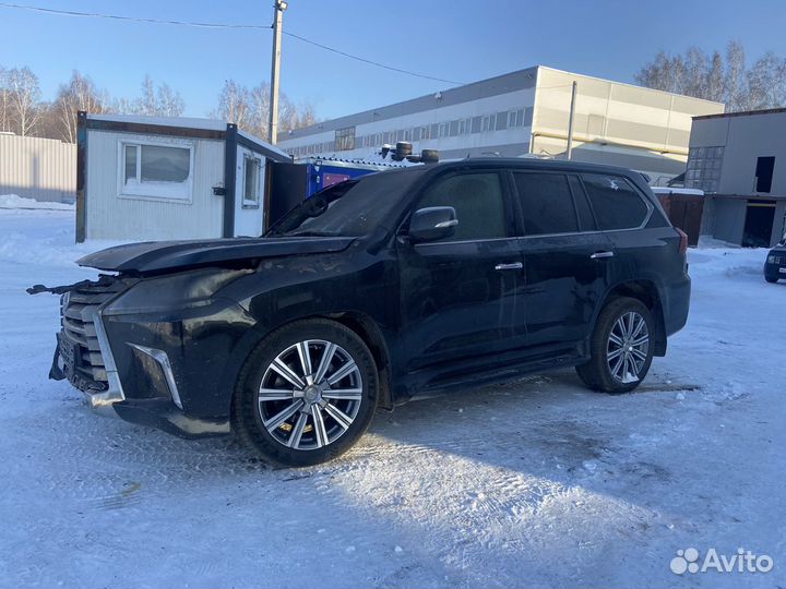 Lexus LX 5.7 AT, 2016, битый, 42 000 км