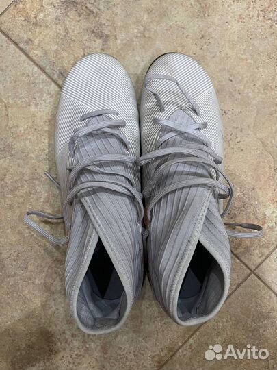 Футзалки adidas nemeziz