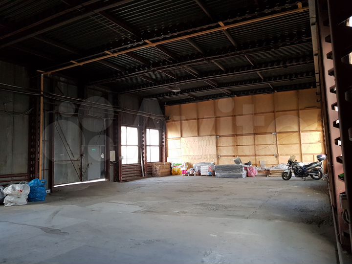 Склад, 271 м²