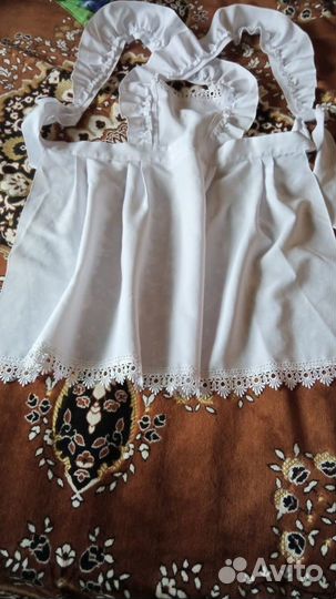 Школьная форма и 2 фартука