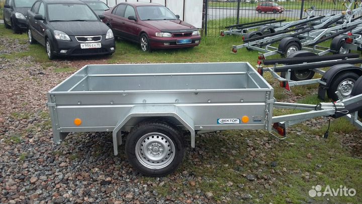 Оцинкованный прицеп лав 81011вв