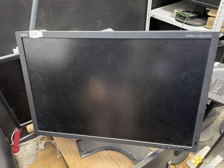 Профессиональный монитор для фотографа или полигра