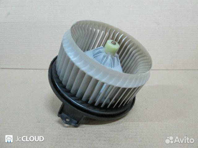 Мотор печки на toyota vios NCP151 2NZ-FE