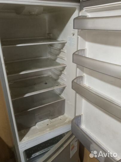 Холодильник на запчасти