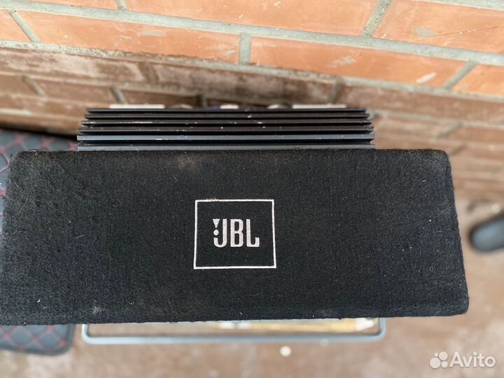 Сабвуфер jbl 1000