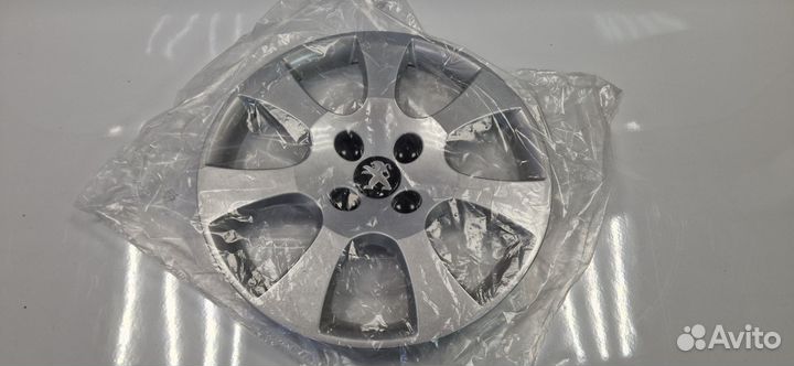 Колпак колесный 16