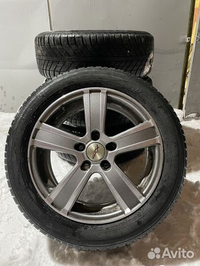 Goodyear Vector 4Seasons 205/55 R16